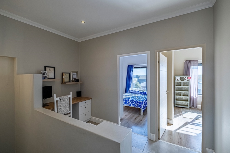 4 Bedroom Property for Sale in Westbrook Eastern Cape
